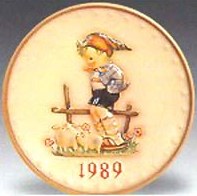Plate 1989 Annual/Farm Boy/Retired
