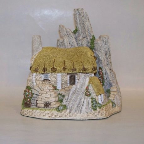 Crofters Cottage $90.00 SALE $49.00