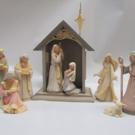9 pc Nativity