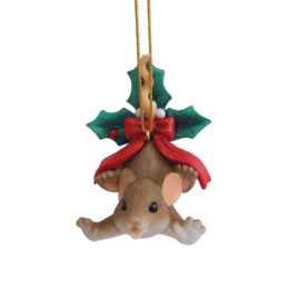 A Holly Day  Tail